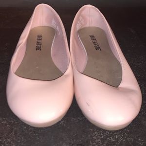 Flat slip on shoes
